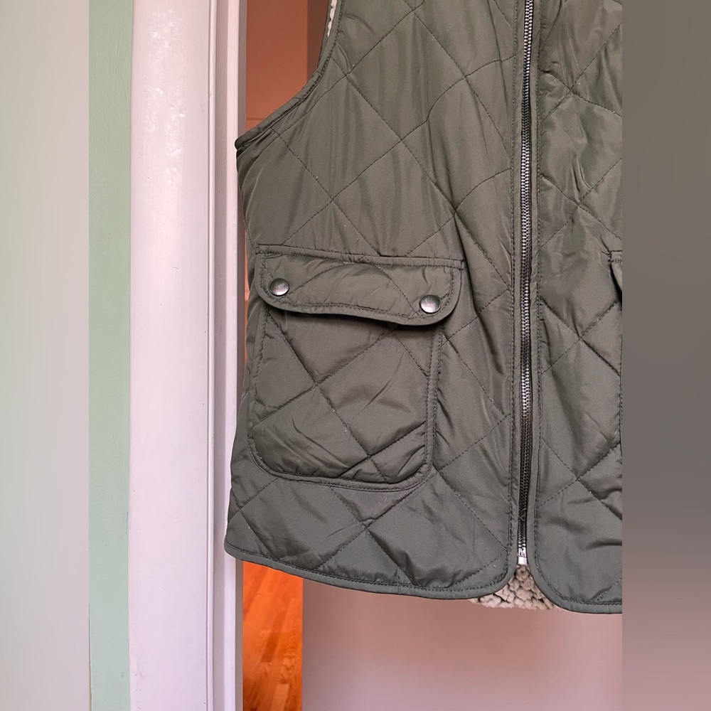 Reversible Vest - Picture 3 of 5